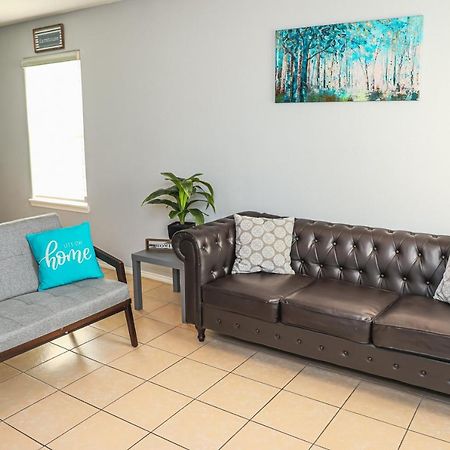 Casa Roble. Downtown Brownsville Esterno foto