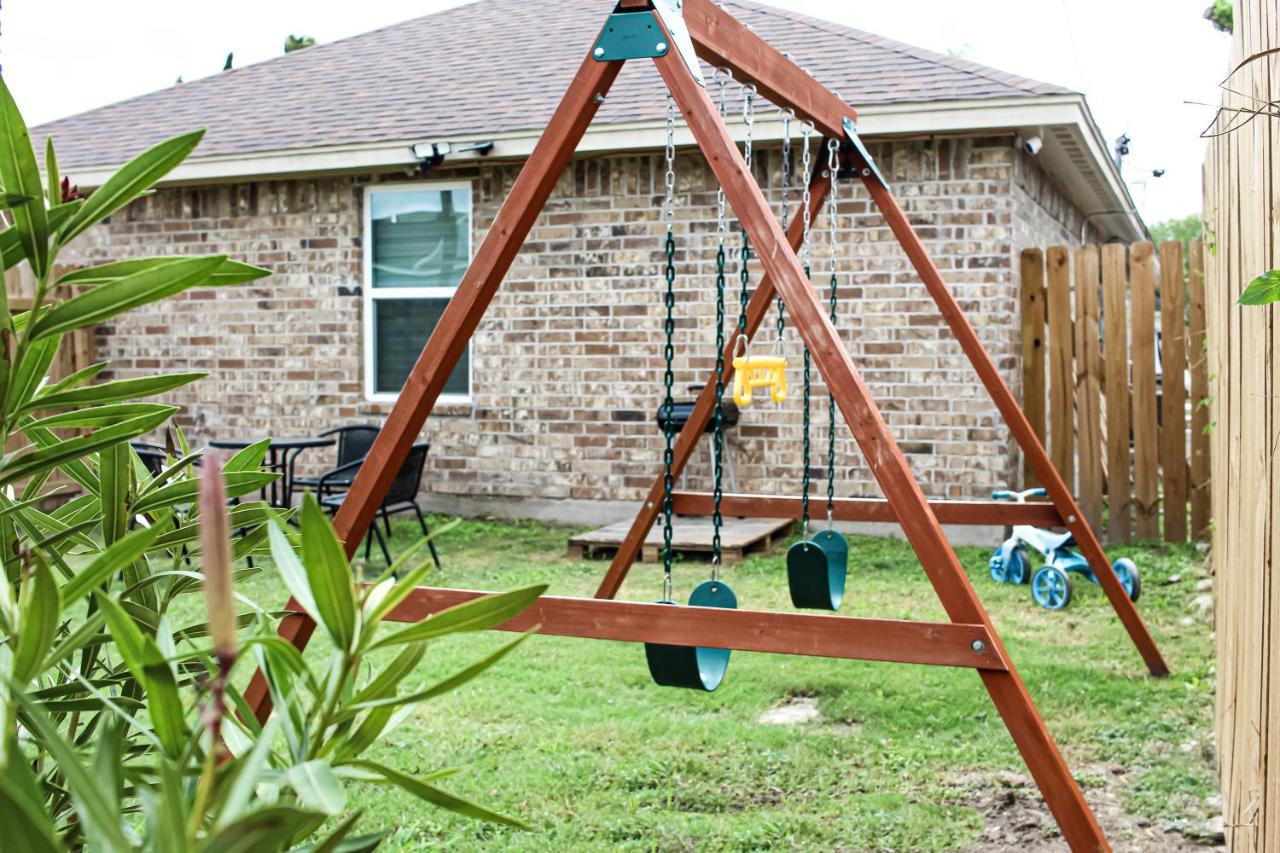 Casa Roble. Downtown Brownsville Esterno foto